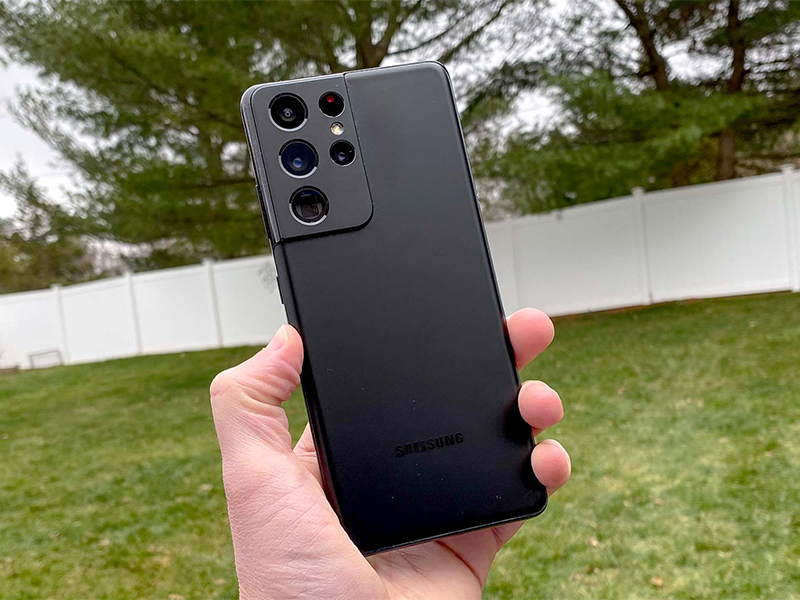 Ốp lưng c&oacute; thể che tầm ngắm của camera